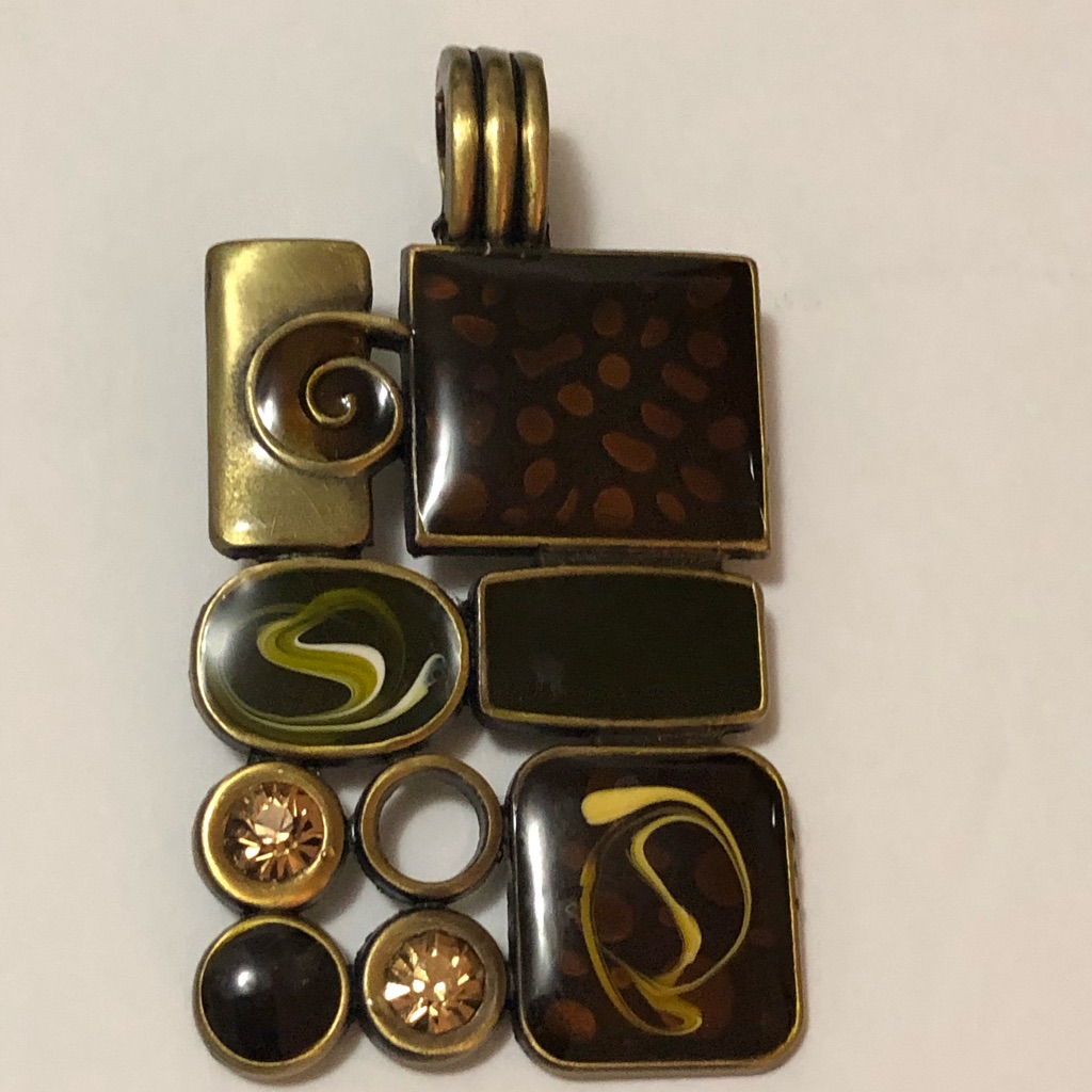 Vintage Premiere Designs Pendant